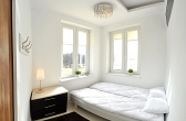 (Polski) Prywatny jasny pokój dla 2 osób z podwójnym łóżkiem i widokiem na Stare miasto. Rozmiar 7 m2. Łazienka wspólna